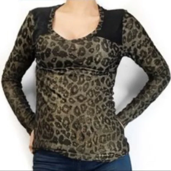 BKE Boutique leopard print top - Picture 1 of 5